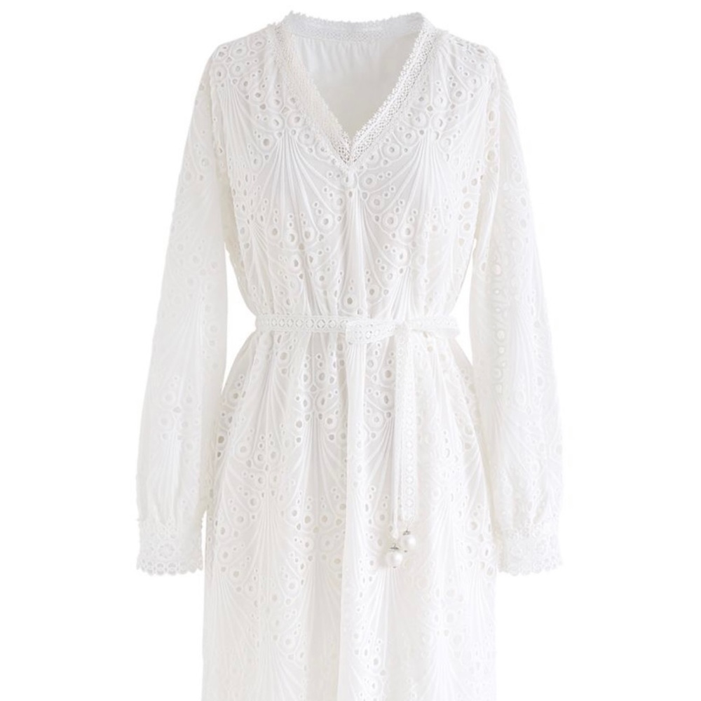 Scallop embroidered eyelet midi dress